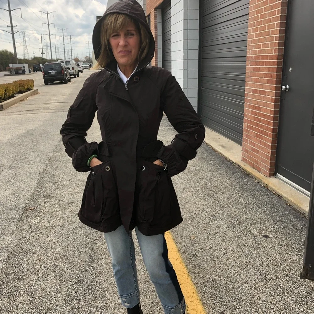 Jacket - Picture 1 of 8